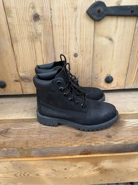 Junior Timberland Black Boots 6 inch Waterproof Lace-Up Leather Boots Size 3.5